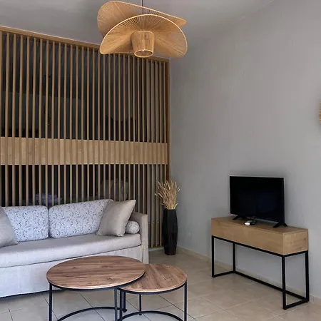 Anna Maria Views * Neos Marmaras