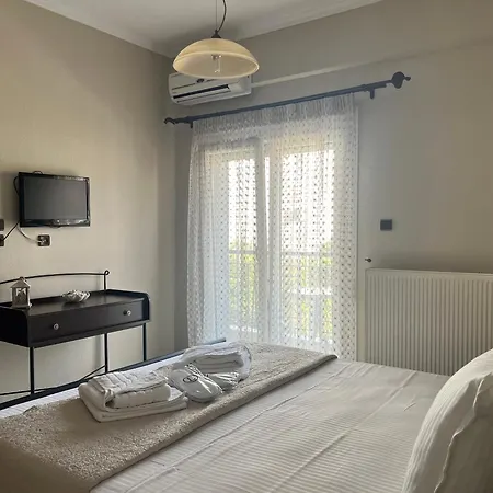 Anna Maria Views * Неос-Мармарас